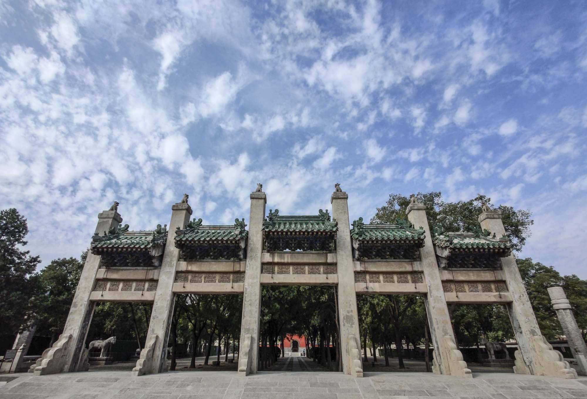 大恶人",死后圆了皇帝梦,解放后幸免挖坟暴尸,命好_袁世凯_袁林_历史