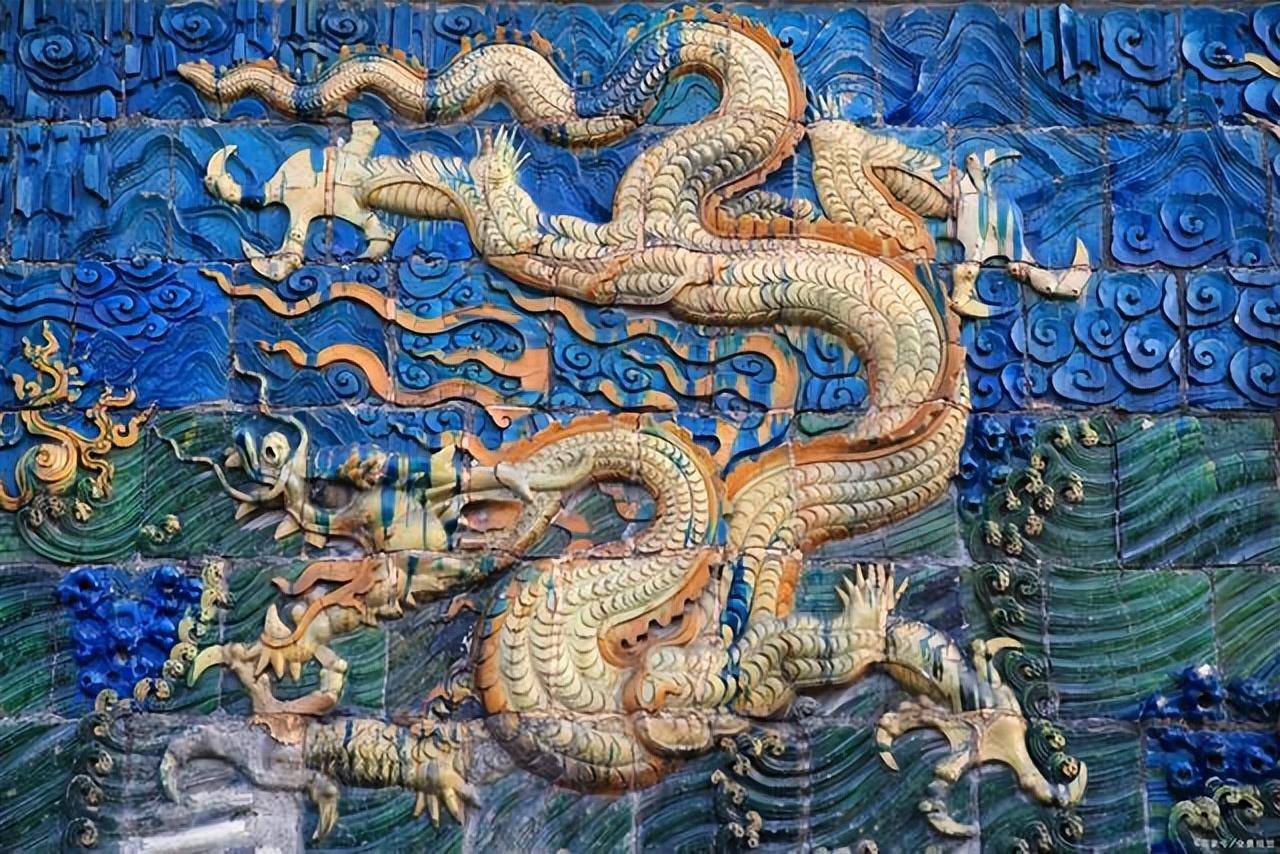 山西大同的琉璃九龙壁你见过吗