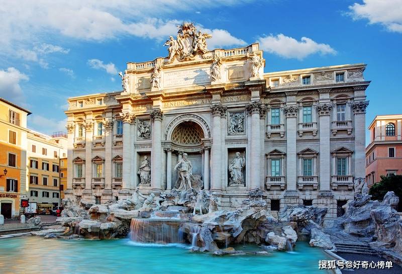 罗马是意大利的首都,是一座庞大的国际大都市,拥有近3,000 年具有全球