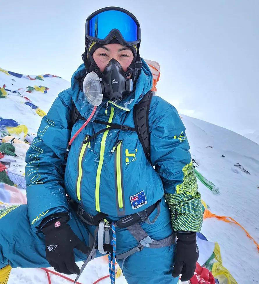 夏尔巴女向导破纪录15小时内登顶珠穆朗玛峰_拉玛_登山_大本营