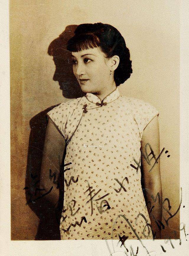 金嗓子周璇:两次被拐卖,被丈夫背叛后崩溃,37岁去世留下俩儿子