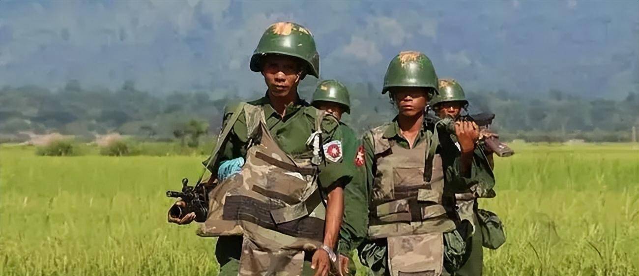 1987年,在缅甸的克伦邦地区,克伦民族联盟军就已经在和政府军展开斗争