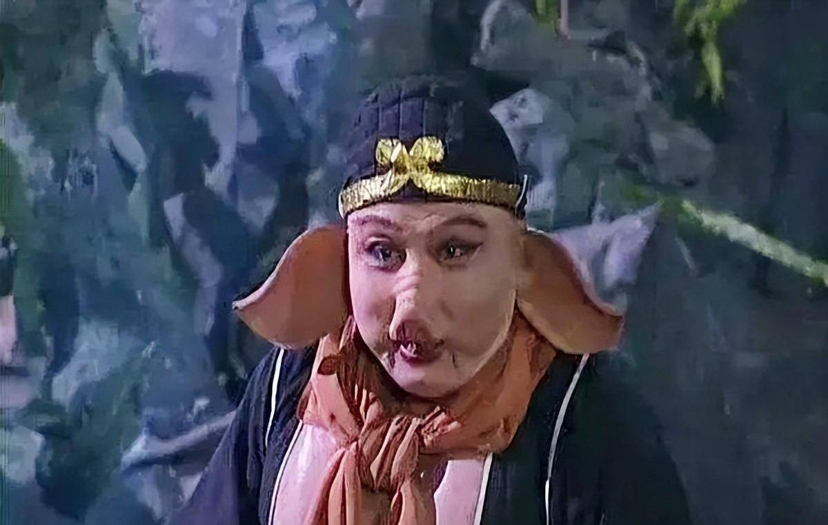 取经成功后,小白龙第一件事为何是跳化龙池?不跳会有什么后果?