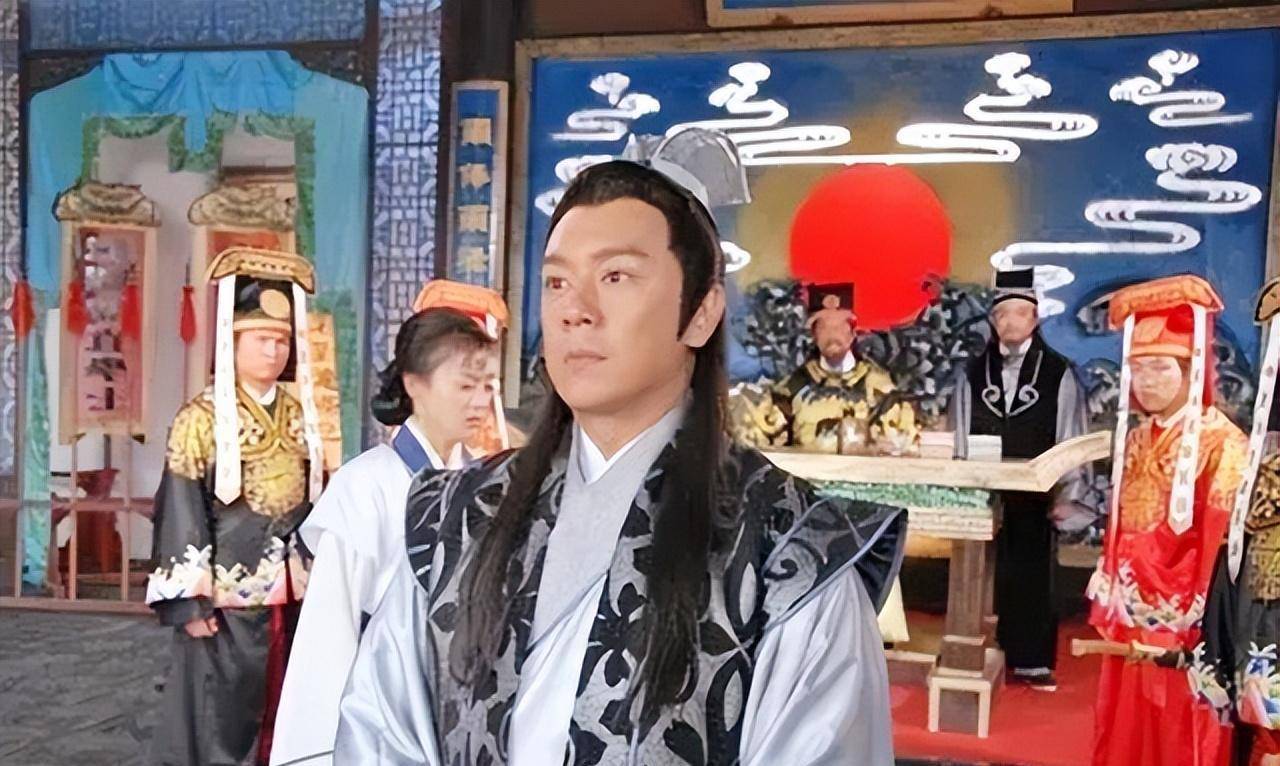 故事:包拯死后,为何展昭一夜之间就消失了?包拯临终前说了啥?