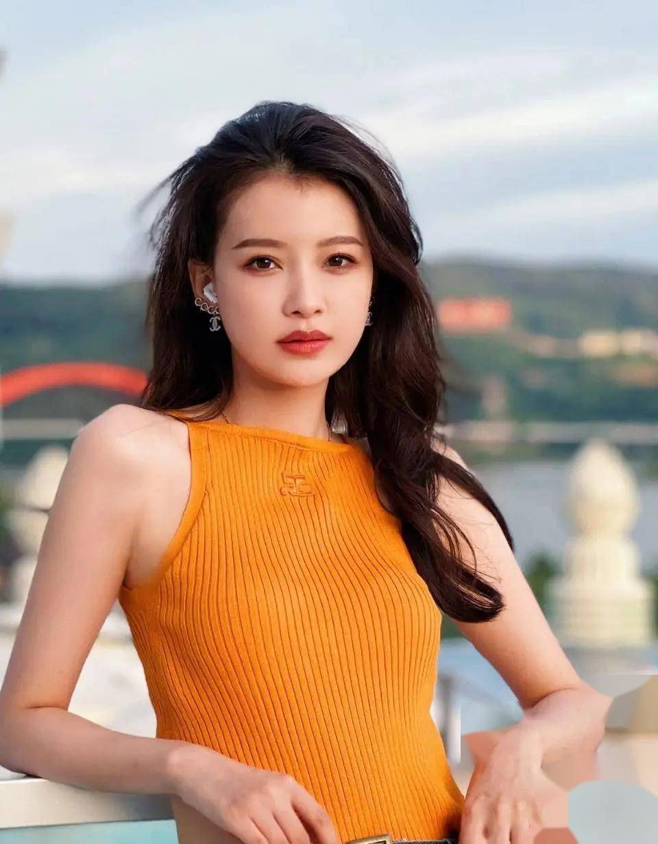 孙怡的写真集,女神的美貌与魅力,让人难以抗拒!