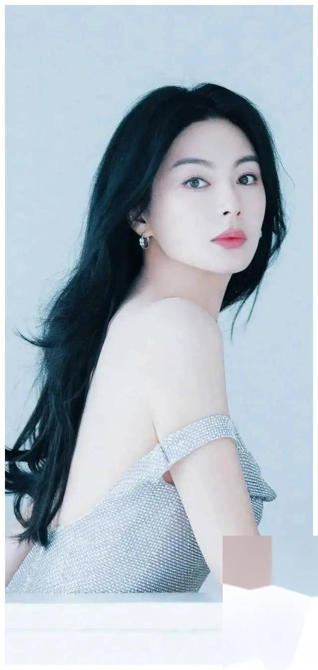 张雨绮写真大公开!女神的美貌与才华,娱乐圈无人能敌!