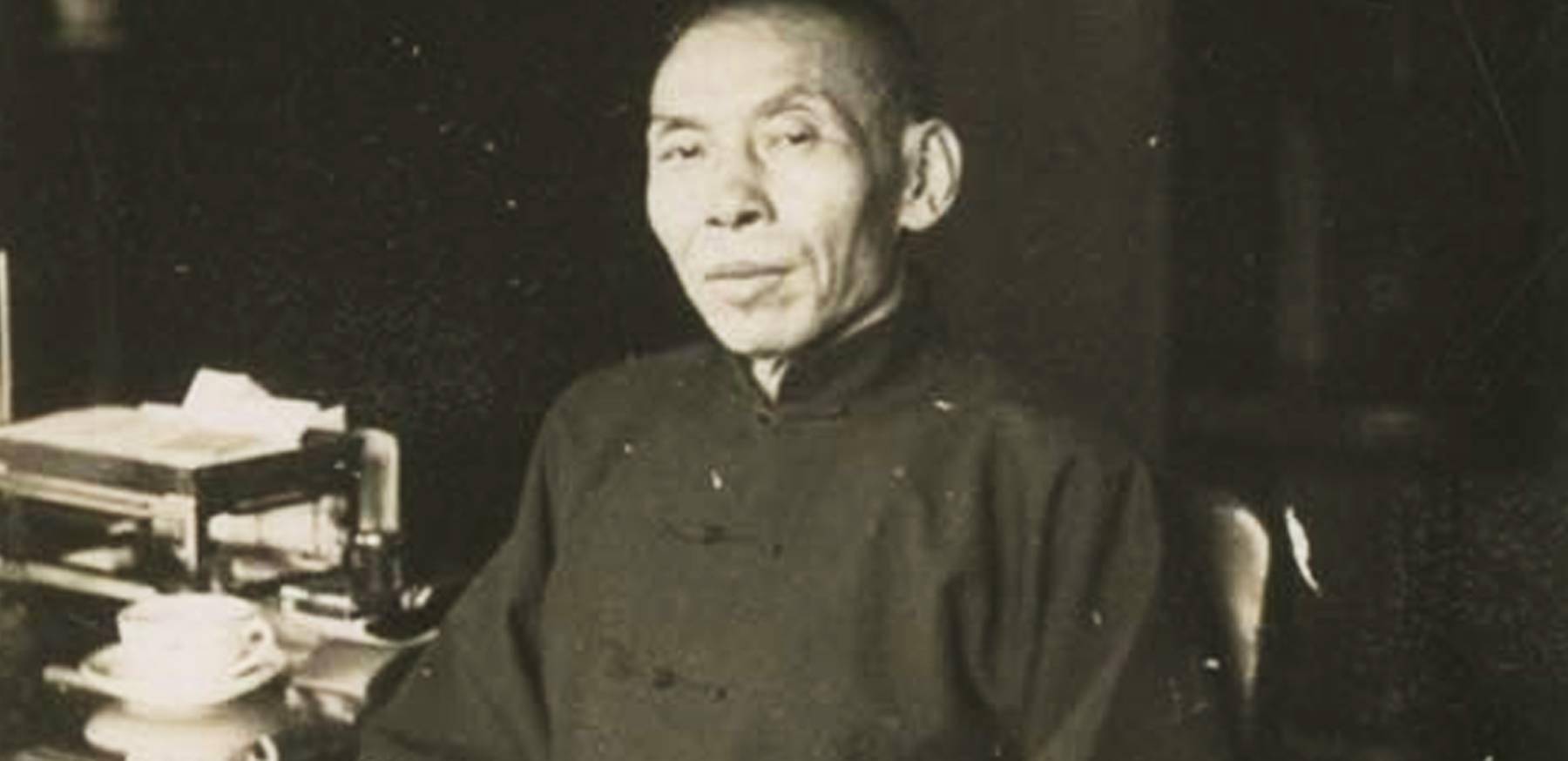 创作者
            十分困难时，徒弟帮黄金荣买股票，杜要赚的千万别帮的，他的规矩有真小东西(图5)