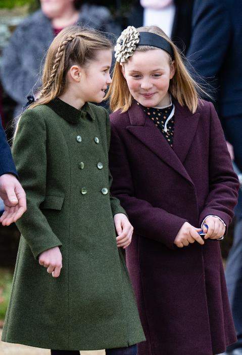 夏洛特公主近况曝光,忙于考试状态有点焦虑,彻底推翻阴谋论