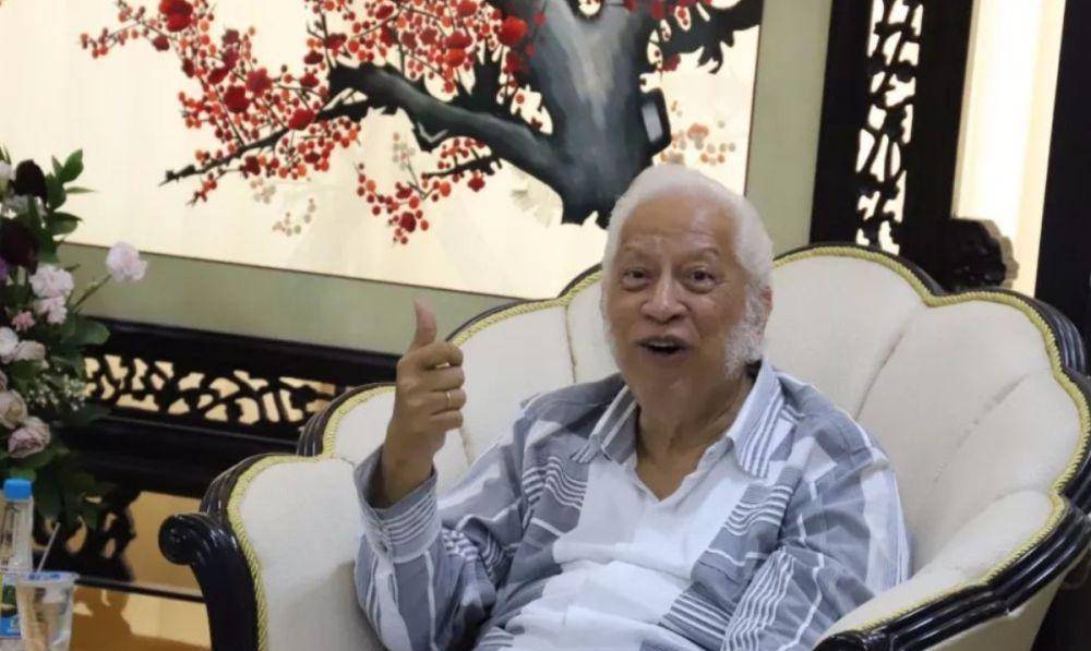 印尼商业大佬熊德龙,为中国捐款上亿,西方面孔却称:我是中国人