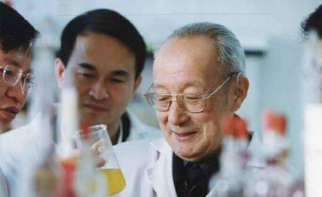 "中国稀土之父"徐光宪,打破西方技术垄断,让中国稀土逆袭_美国_高小霞