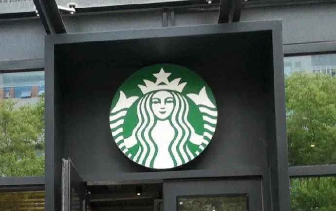 星巴克:被美国人自己称为"公共厕所",为何敢在中国"嚣张"?