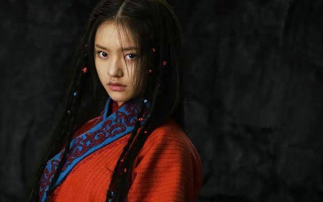 成吉思汗妻子被抢走九个月后怀孕归来,他的做法一般男人做不到