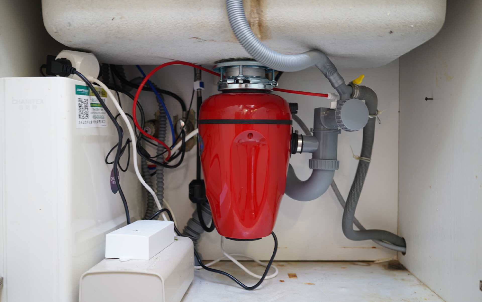 【聚值】垃圾处理器再升级.贝克巴斯处理器龙头联动真的好用