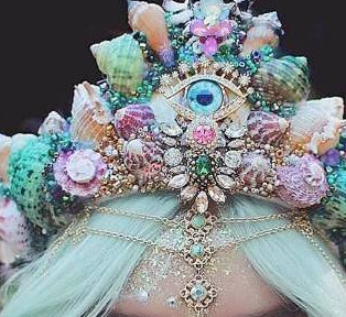 十二星座的水钻皇冠,巨蟹座最大气,摩羯座的最不服气!