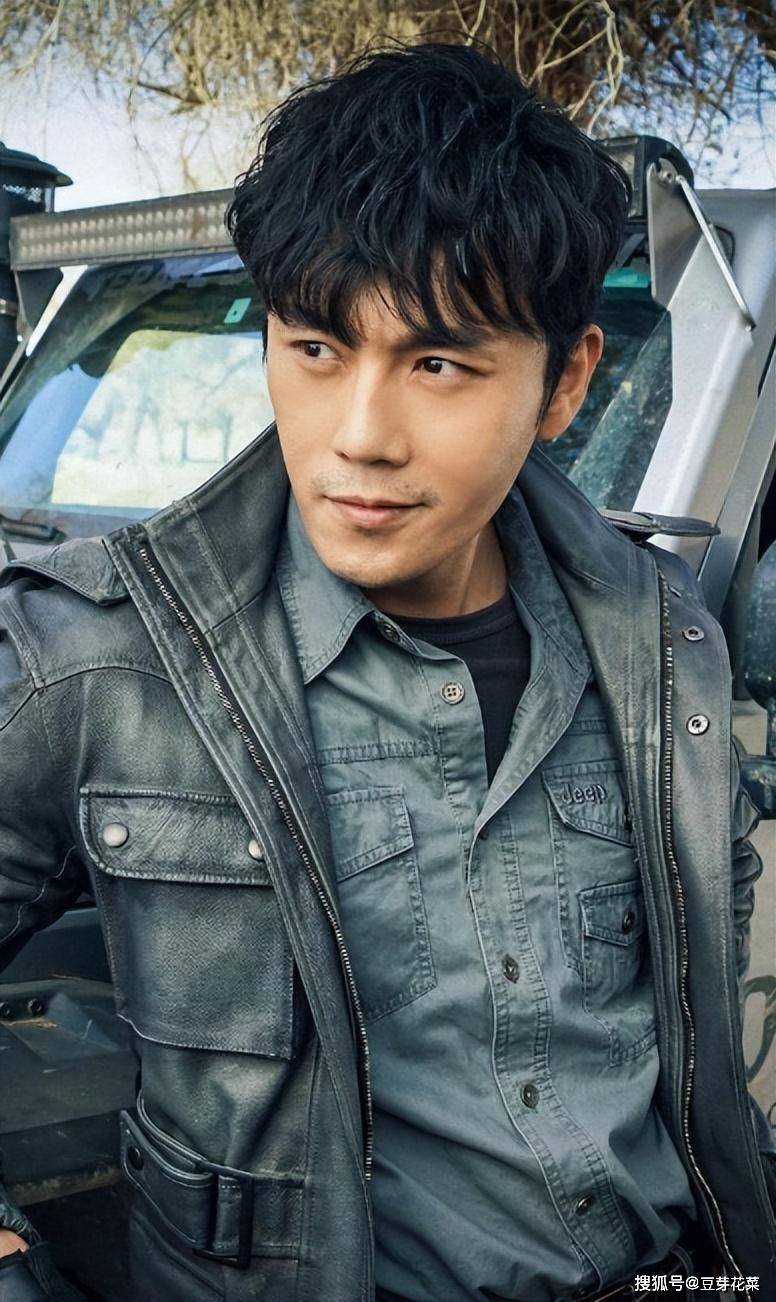 从戏混子到中年顶流,"浪荡子"秦昊,成名离不开妻子的"滋养"