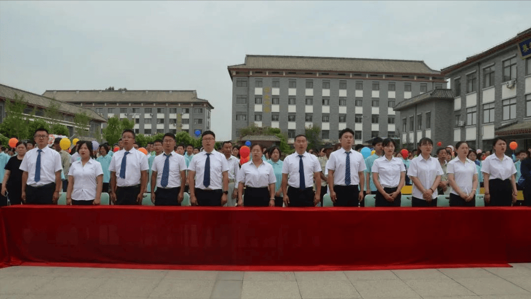 毕业季|青春逐梦,星耀未来-曲阜九巨龙学校举行2024届九年级毕业