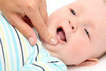 因为宝宝缺乏这样的东西，宝宝的牙齿长得非常慢！_维生素_影响_缺钙