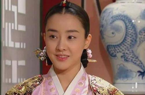 朱元璋欲封小舅子做大官,小舅子为什么连忙推辞,不惜头破血流?