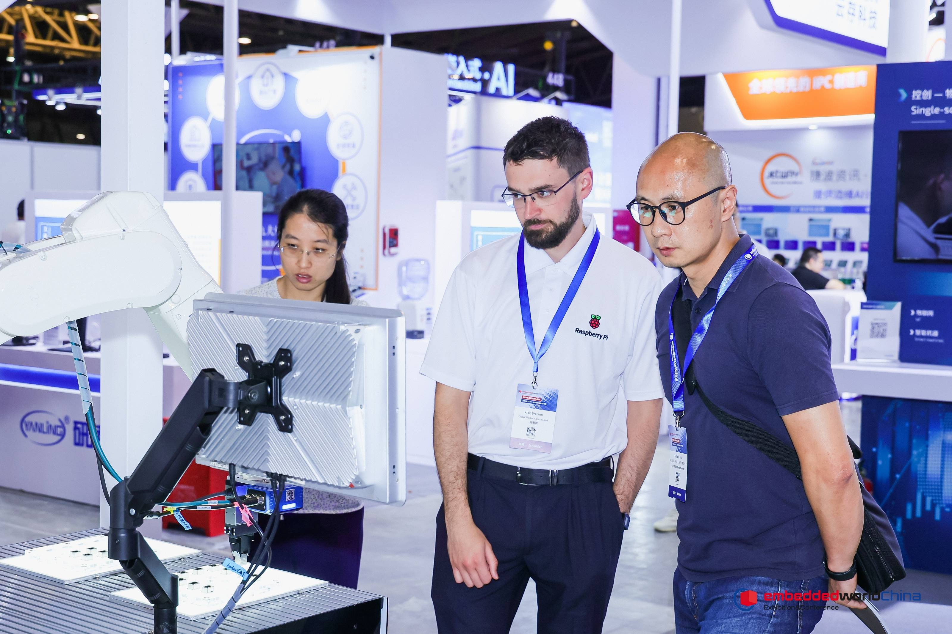 上海晶珩与树莓派携手亮相embedded world上海展_技术_展会_展位