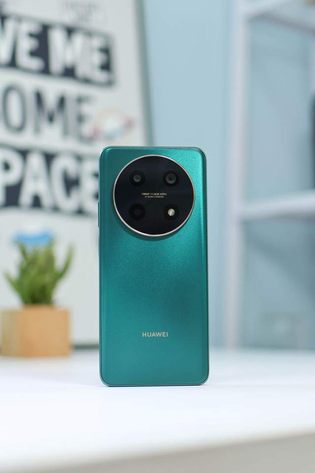 兼顾大屏幕,长续航和大音量,父亲节献礼选华为畅享 70系列准没错