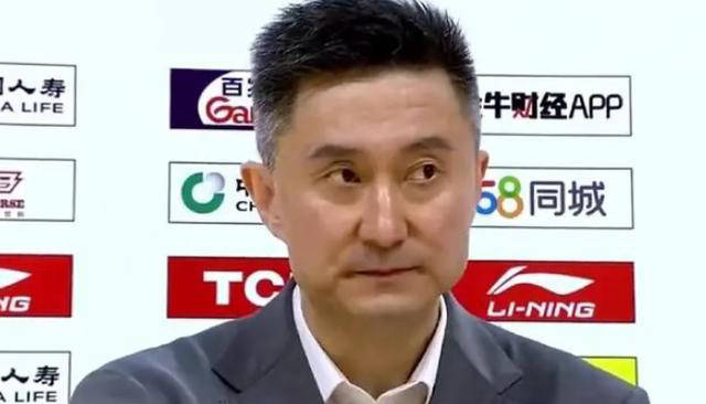 杜锋广东执教三年无冠,面临球迷质疑与未来挑战