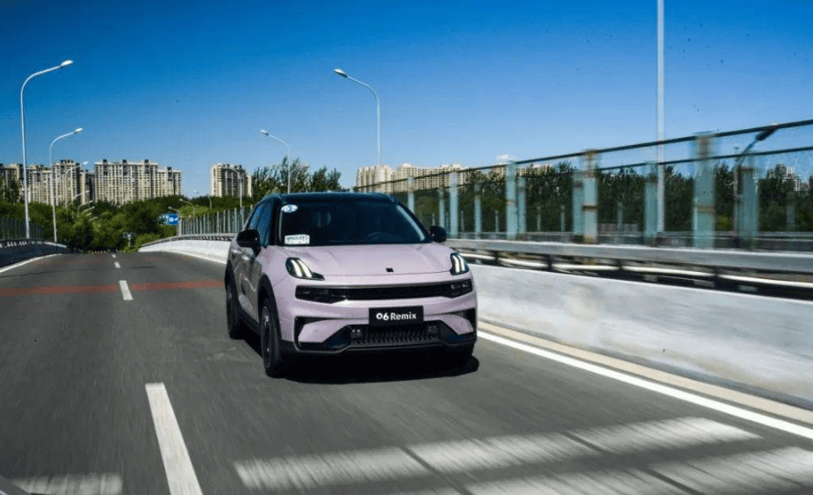 颜值实力兼顾?领克06 remix重新定义入门级suv