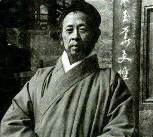 还有一位震阳子道长,他的原名叫曹信义.