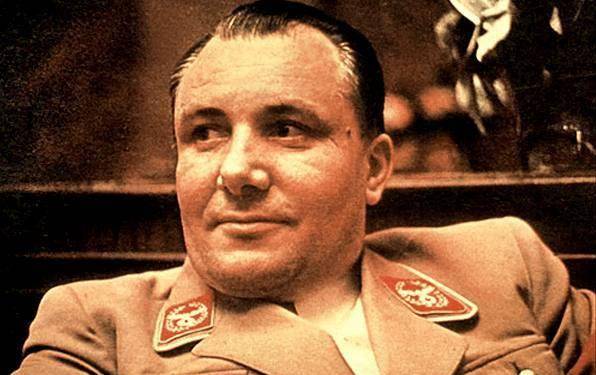 二战结束之后,在人们心目中元首希特勒是二战德国最大德国最大战犯