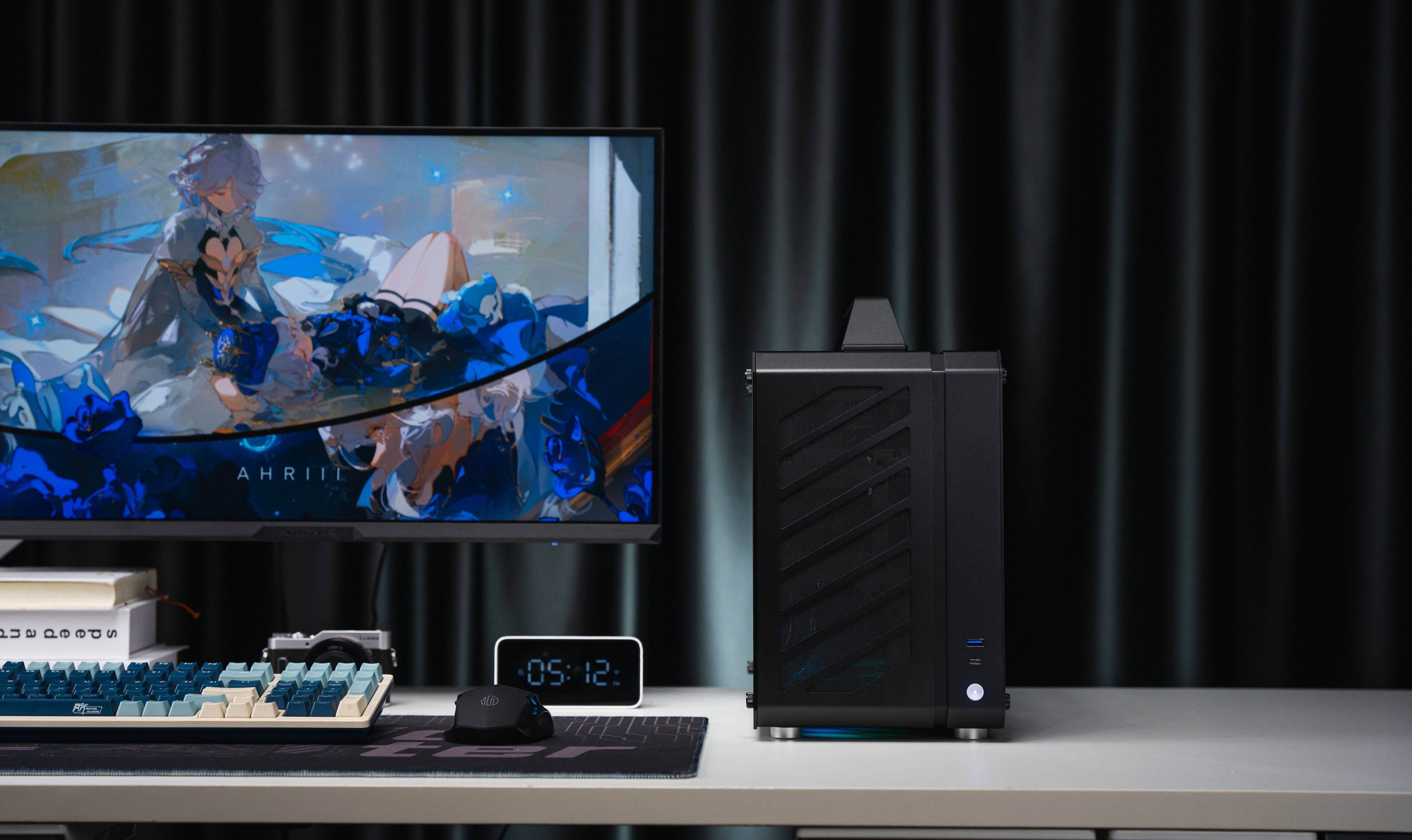 黑机箱:机械大师cmax  air版 典雅黑显卡:七彩虹 rtx4070 super 12g