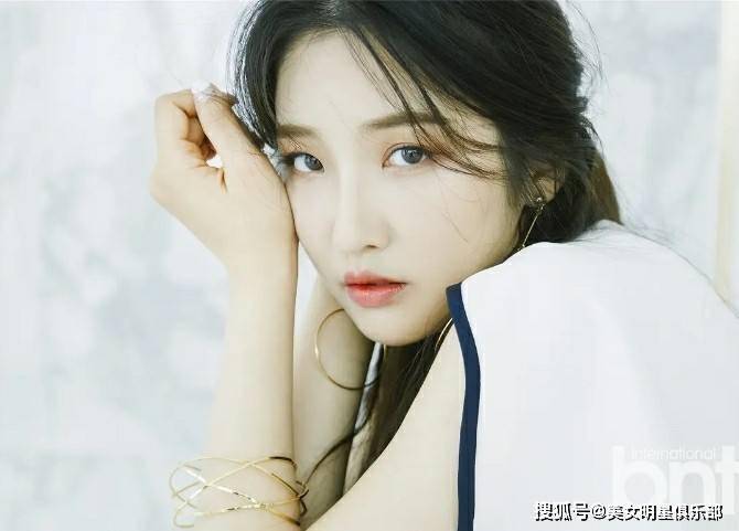 37岁南智贤,美丽的不可方物,写真曝光,让人惊叹她的魅力无法挡