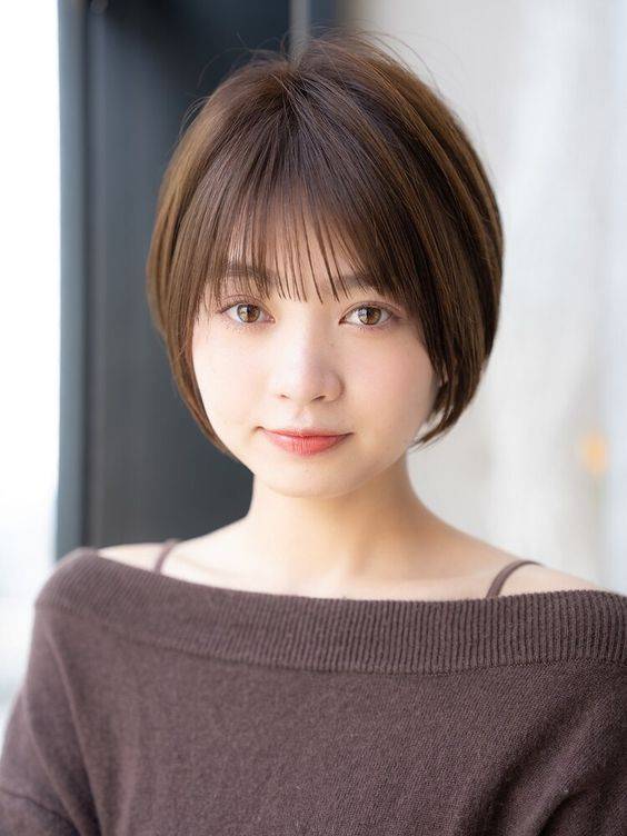 短发这样剪,30变18,你喜欢吗_后脑勺_层次_发型