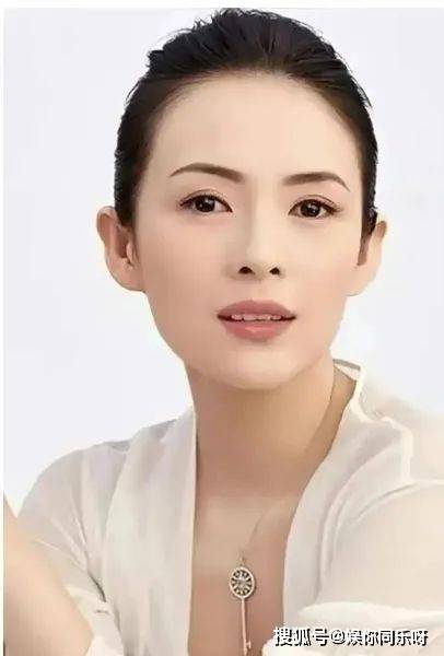 有一种"卸妆"叫章子怡,看到她真实颜值后,网友:国际范