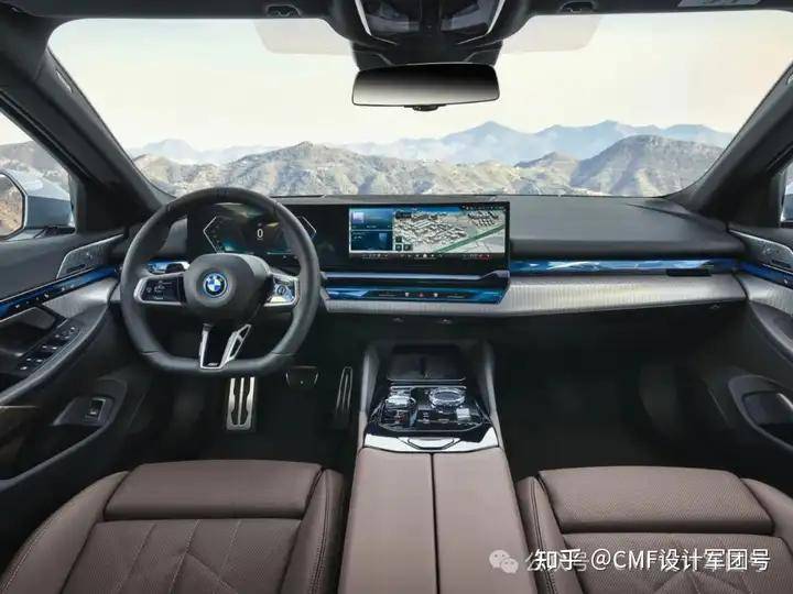 下面通过大量的产品案例来感受一下~三,双色产品案例欣赏图 格力