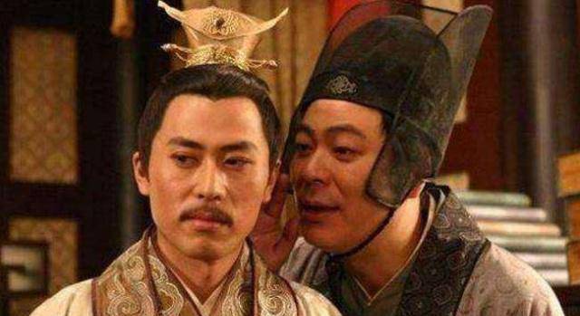 朱友贞说:你帮我做上皇帝,我给你50万贯钱他说:好