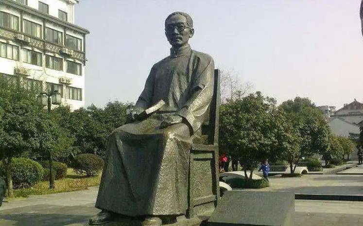 北大校长蔡元培,一生资助读书人,但去世时竟付不起医院千元药费