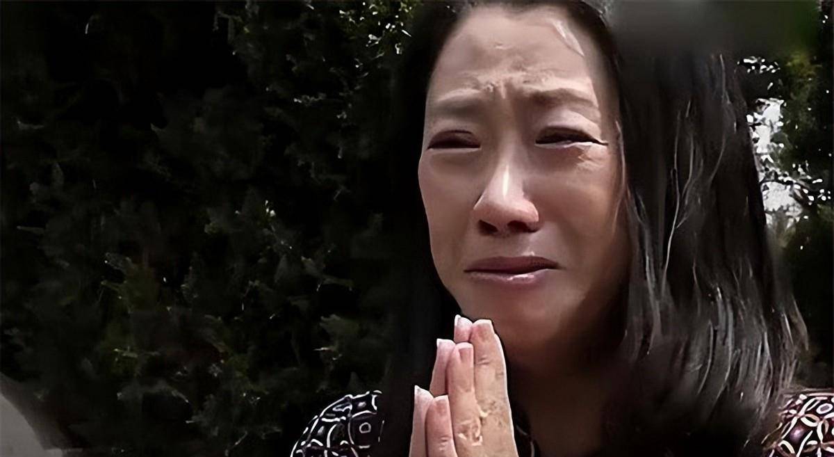 台湾女儿来大陆,寻找45年前离家的父亲,发现父亲是荣氏家族的人