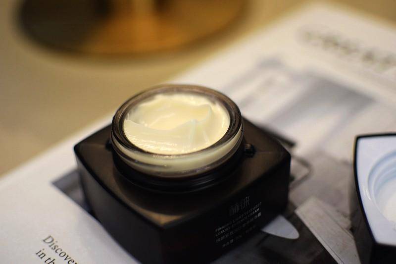 赫徕力作: 独创三段六型,千元淡纹致功效体验