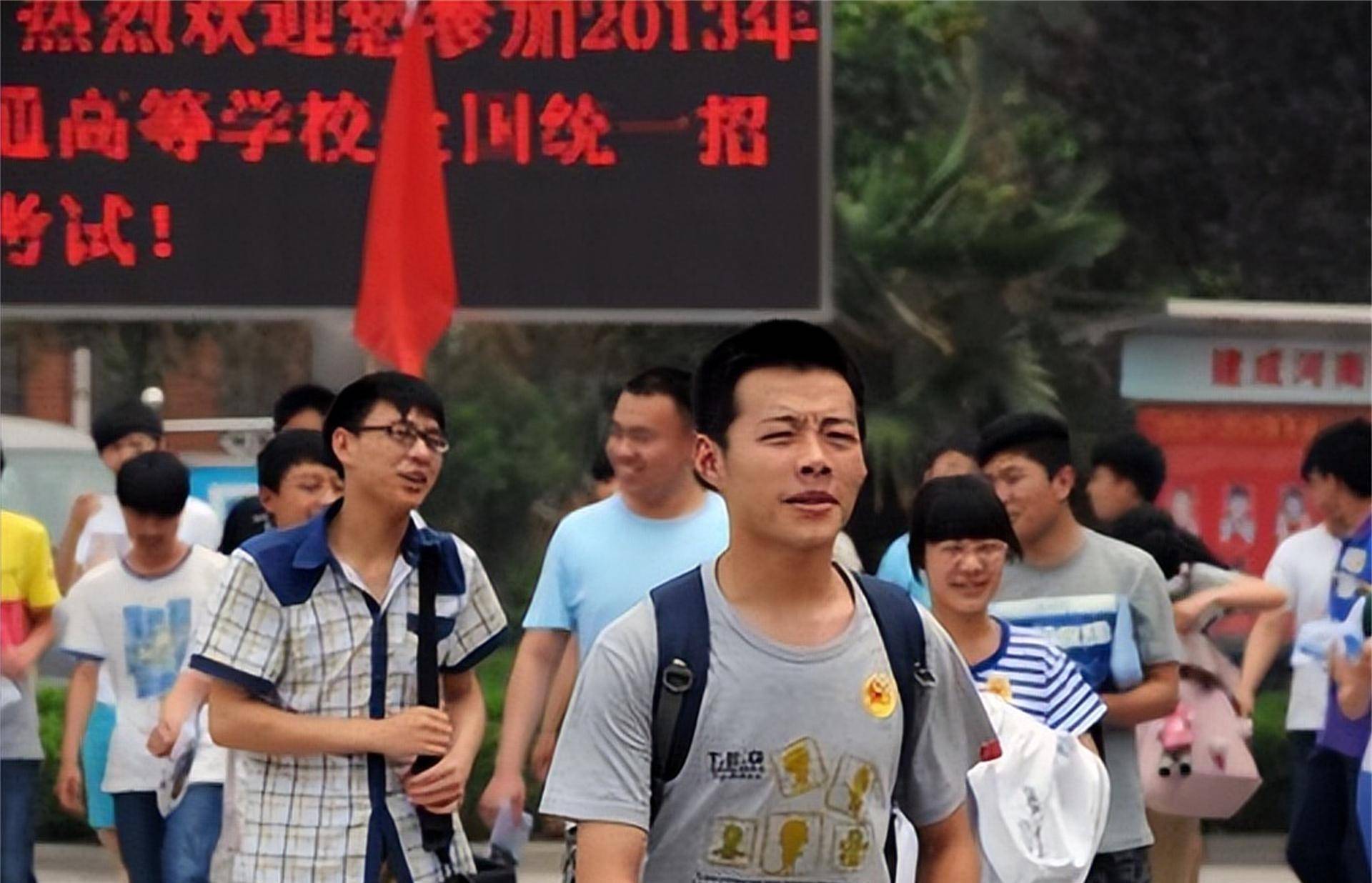 湖北一学霸拒绝保送清华,说要享受高考拼搏过程,后来考了几分?