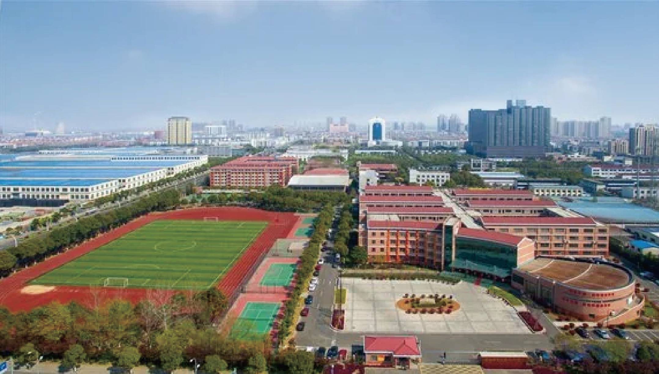 宜兴第二高级中学,图片来源于网络宜兴市人民医院,图片来源于网络宜兴