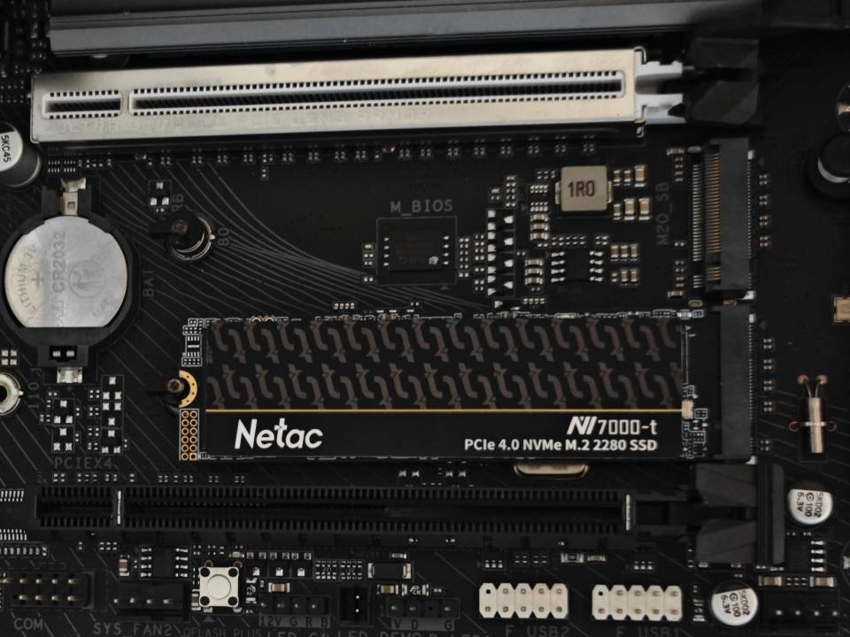 618入手朗科绝影NV7000-t 2TB固态硬盘,速度快、发热低、超稳定!