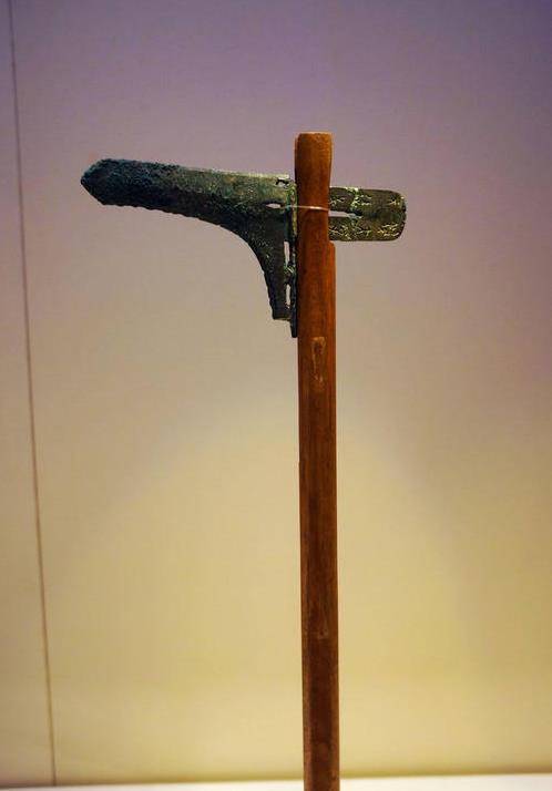 门戟,手戟与方天画戟:三国时代最流行的的兵器,是如何没落的?