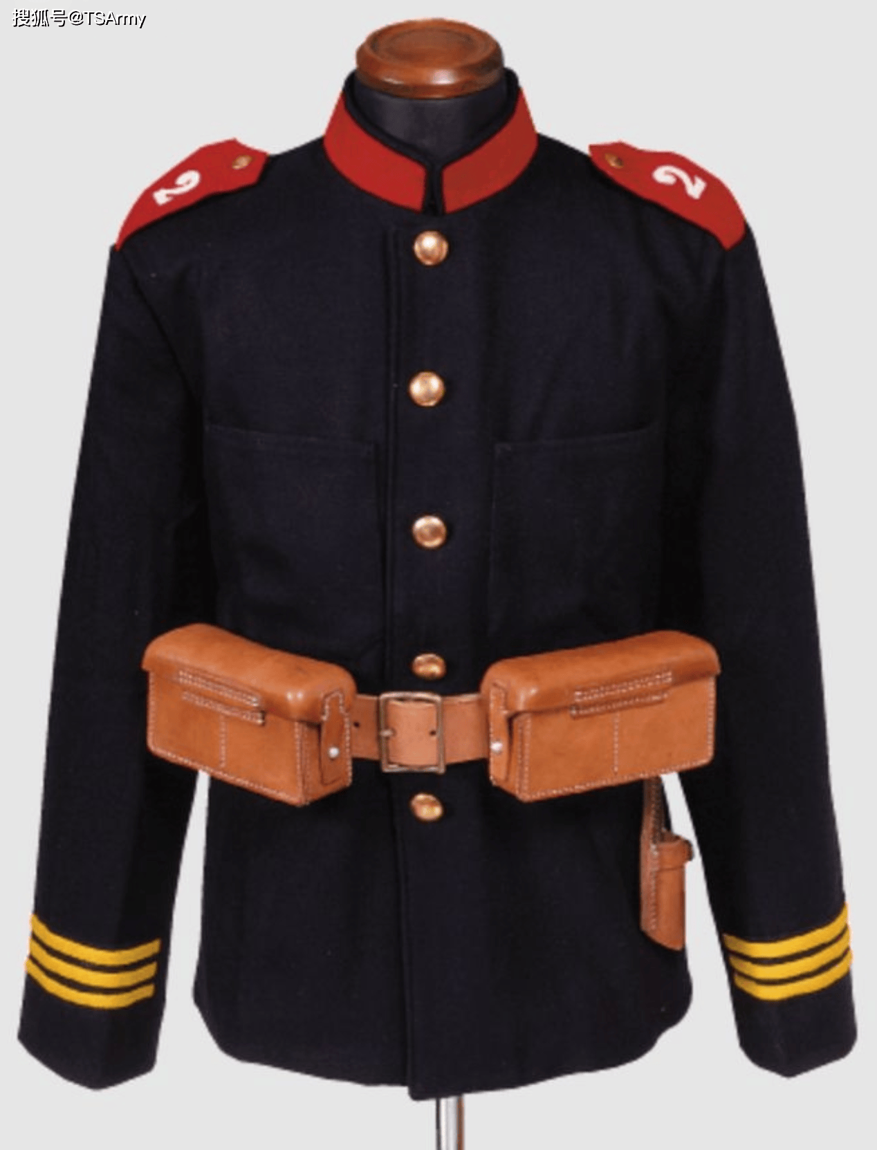 解析从甲午战争到抗战胜利,日本陆军用过的各式军服_明治维新_上衣