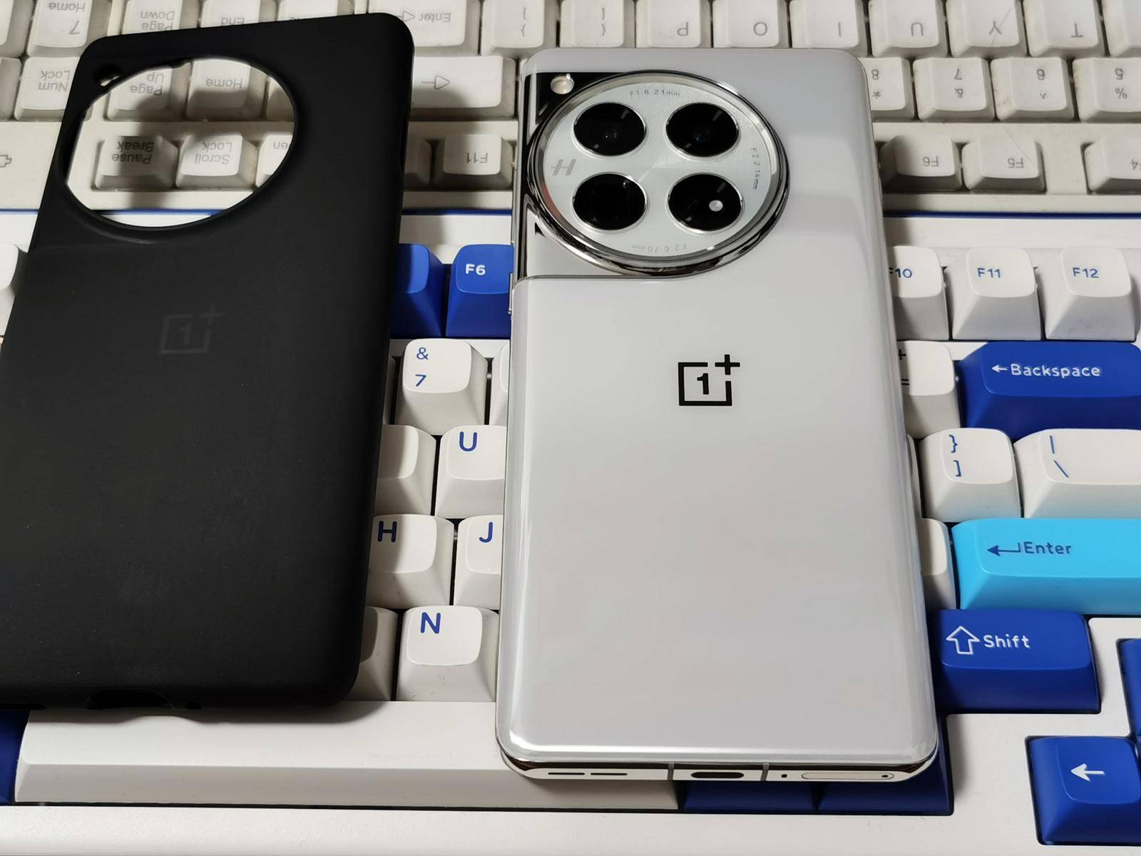 一加12顶配版收到了，开箱验货晒一晒！