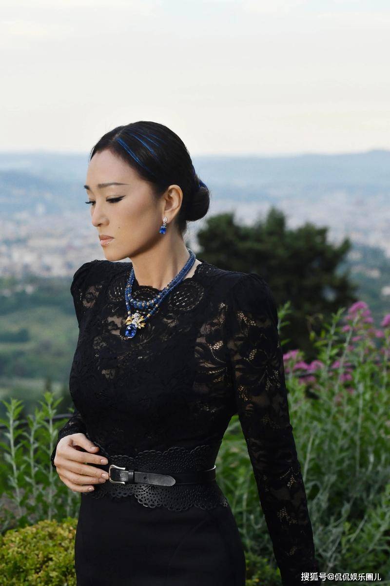 巩俐,这身材是真的绝!