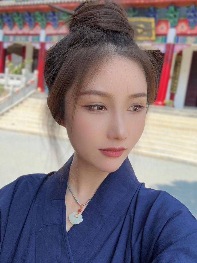 女道士言论引争议,网友质疑真实修行