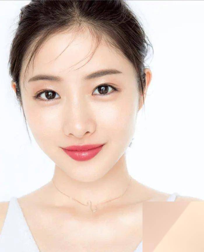 石原里美惊艳亮相,这饱满身材让人惊叹:这谁顶得住!