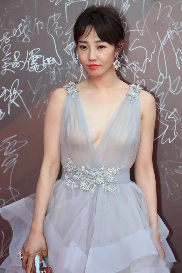 岁白百何颜值身材双丰收,写真曝光引无数网友羡慕!