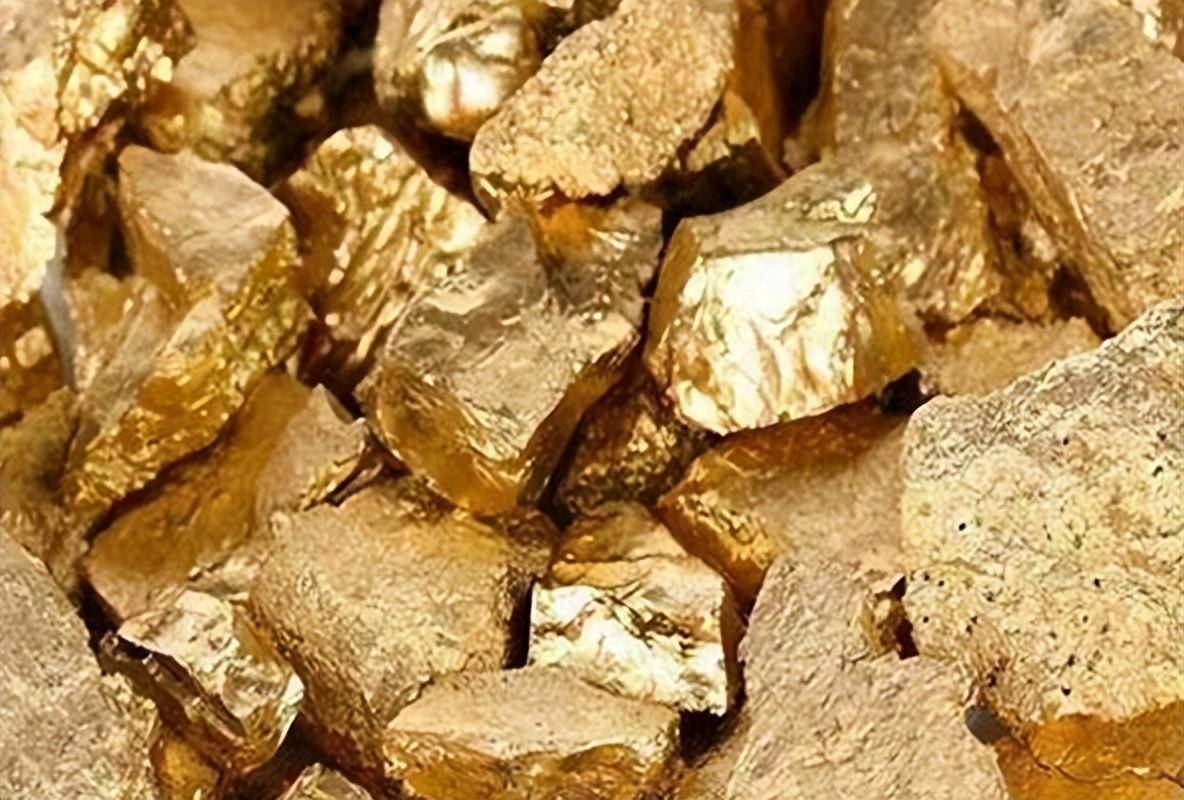 世界上最大的金矿!存储了4500吨黄金,为何70年无人敢去开采?