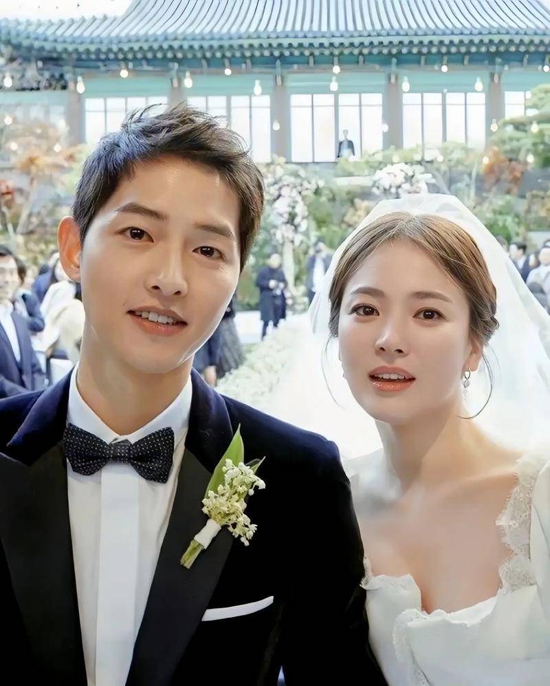 宋仲基老婆被曝怀2胎将生产,经纪公司证实,宋慧乔离婚原因曝光
