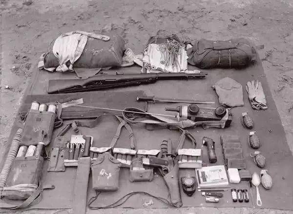 二战美军空降兵的"铜蟋蟀",接头的暗号,可以分辨敌我